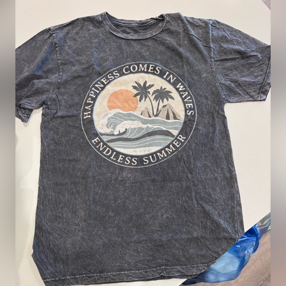 Gray Graphic Short Sleeve Tee